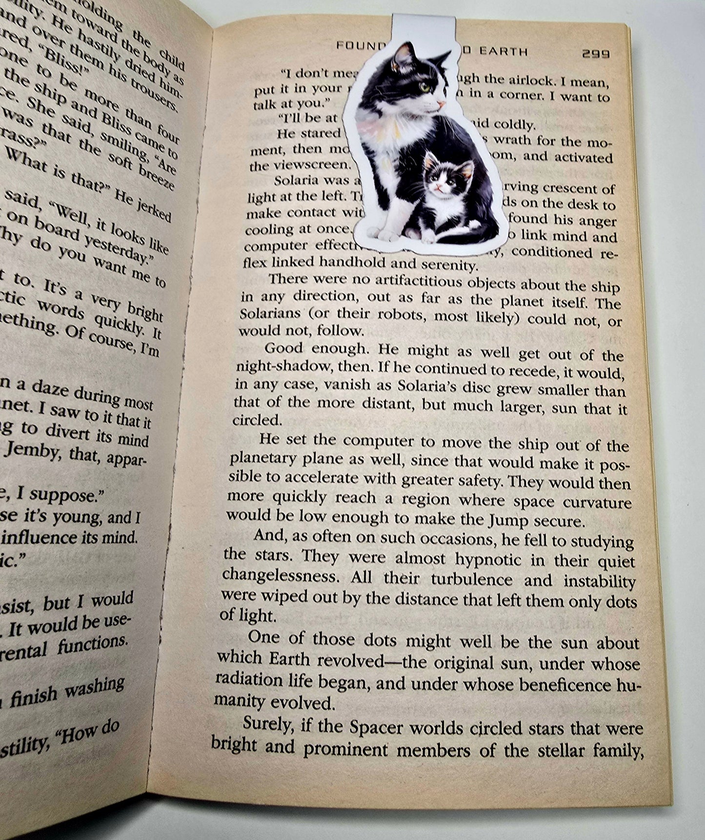 Tuxedo Cat and Kitten Magnetic Bookmark, Cat Mom Page Marker, Handmade Pet Lover Gift, Black & White Cat Bookmark