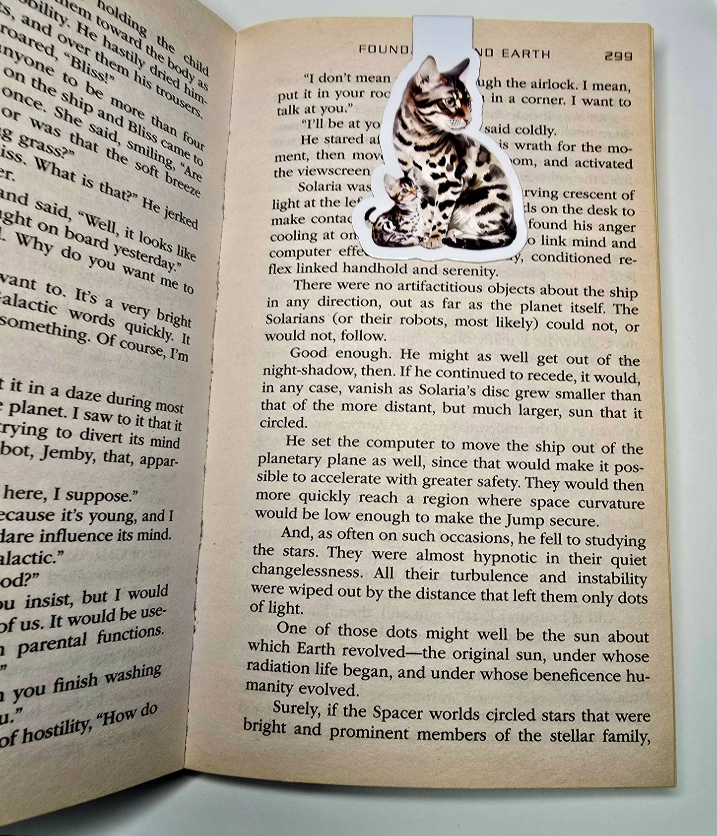 Bengal Cat and Kitten Magnetic Bookmark, Spotted Cat Page Marker, Handmade Book Lover Gift, Exotic Cat Mom Stationery