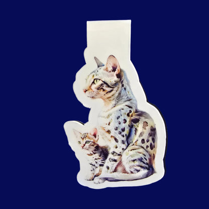 Egyptian Mau Cat and Kitten Magnetic Bookmark, Spotted Cat Page Marker, Handmade Gift for Cat Lovers, Bookish Stationery