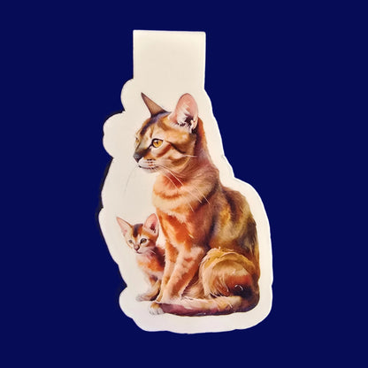 Abyssinian Cat and Kitten Magnetic Bookmark, Handmade Page Marker, Elegant Cat Mom Gift, Bookish Cat Lover Accessory