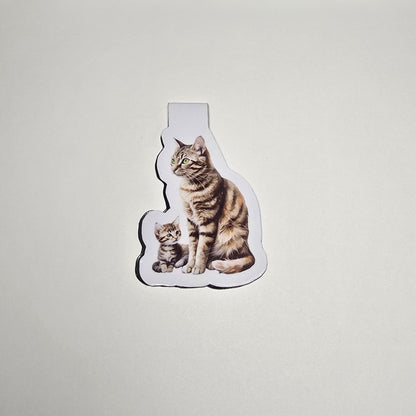 Brown Tabby Cat and Kitten Magnetic Bookmark, Handmade Page Marker, Cute Cat Mom Gift, Bookish Cat Lover Accessory